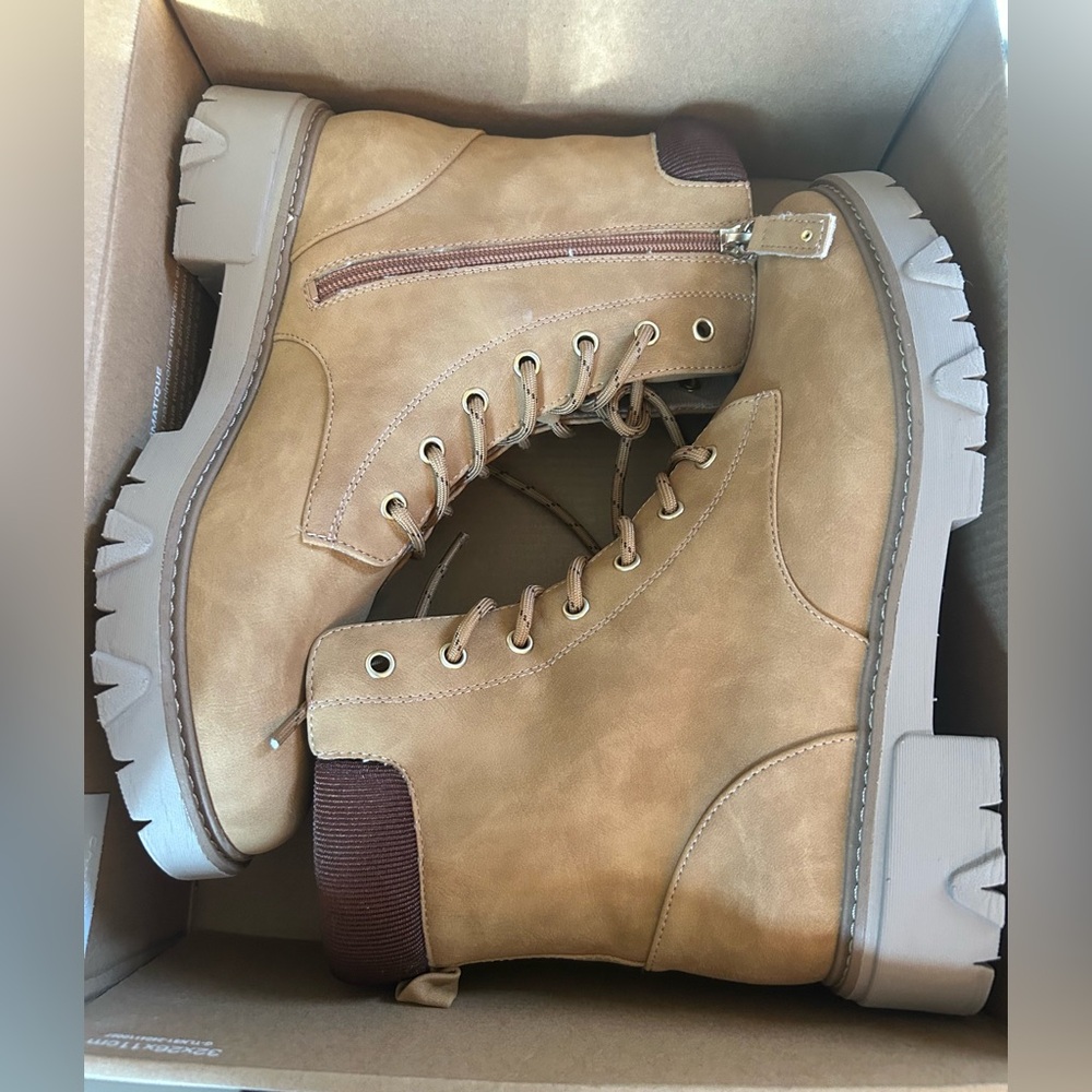 Dr. Scholl's Women's Tan Lace-Up Head Start Tan Boots Size 8.5M - Picture 6 of 6